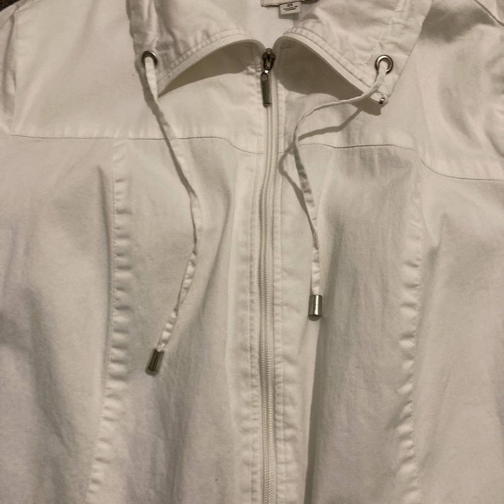 White Full Zip Spring Jacket. Studio Works Size X… - image 6